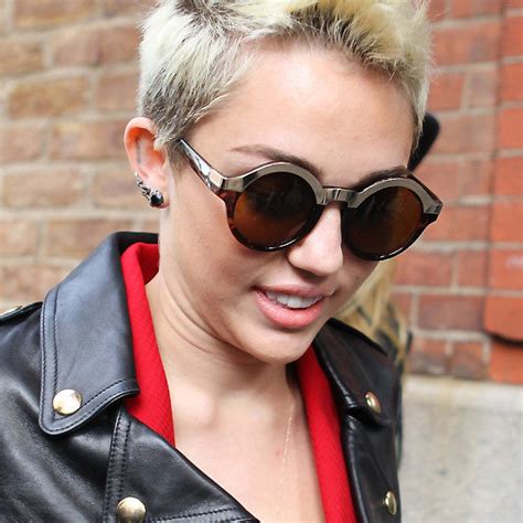 miley cyrus style round metal accent celebrity sunglasses cosmiceyewear