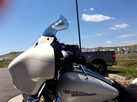 Windshield selection.this has been my biggest stumbling block where my new street glide is concerned. 14 Street Glide windshield - Page 3 - Harley Davidson Forums