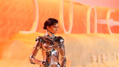 Zendaya Wears Mugler Cutout Robot Suit For Dune Part Two World Premiere