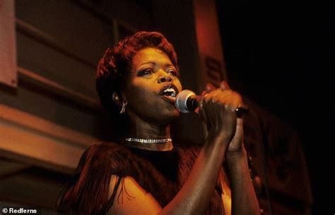 Breaking Renowned Singer Joyce Sims Of Hit Track ‘come Into My Life’ Dies Aged 63 Whattolaugh