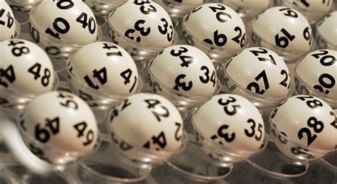 Scopri i risultati delle ultime estrazioni del lotto, con i numeri vincenti di tutte le ruote. Ultime estrazioni del Lotto LIVE | Oggi | Superenalotto ...