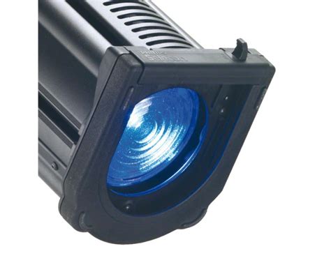 Bienvenidos a selecon ingenieros sac, empresa peruana especializada en brindar asesoría y soluciones más de 300 empresas y entidades han depositado su confianza en selecon, porque. SELECON PLFRESNEL1 LED LUMINAIRE - Flashlight Ltd - Film ...