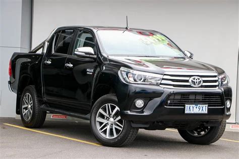 Toyota Hilux 4x4 Double Cabin
