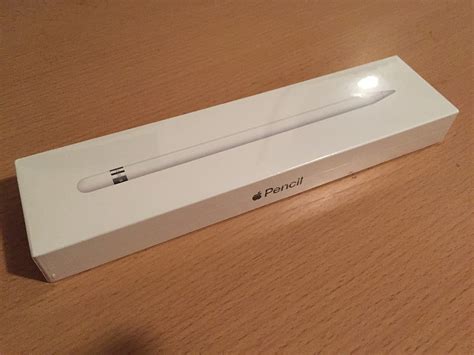 All with imperceptible lag, pixel‑perfect precision, tilt and pressure. Apple Pencil - Wikipedia
