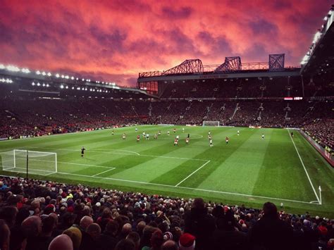 2,259,850 likes · 873 talking about this · 2,760,982 were here. Manchester United Terancam Tanpa Markas, Old Trafford Akan ...