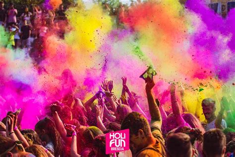 Holi Fun Il Festival Dei Colori Che Ha Conquistato Il Nord Italia