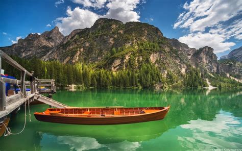 Pragser Wildsee Dolomites Italy Green Lake Wooden Platform Doc Boat