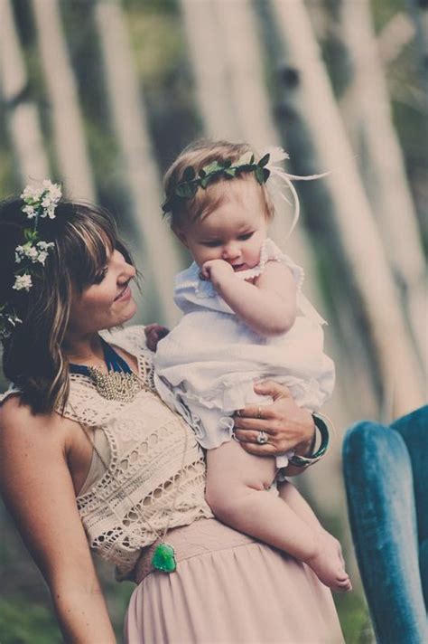 akupofkatie mother and daughter photo shoot to celebrate motherhood