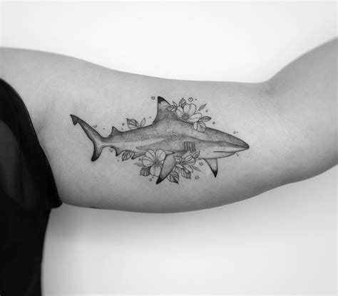Fine Line Tattoo By Jessica Joy Artwoonz Artwoonz Popular Tattoos