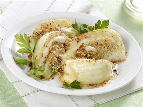 Scopri la prelibatezza dei finocchi. Ricetta Gratin di finocchi alla nocciola | Donna Moderna