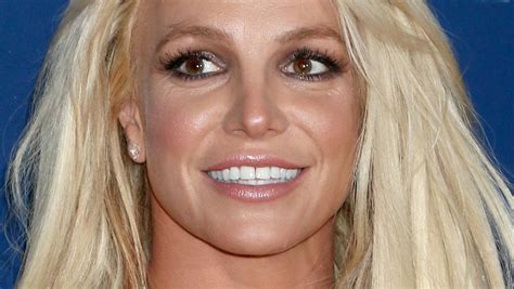 Britney Spears Teeth