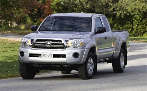 2012 Toyota Tacoma Debuts Restyled Exterior Interior And New Entune