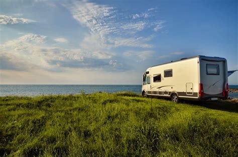 Impactados por la realización de los campamentos recreativos en. ¿Qué es un "camping seco" en el caravaning? - Autocaravanas 10