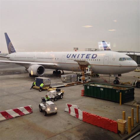 United Flight 40 Newark To Brussels 767 Philippines Vacation Cargo