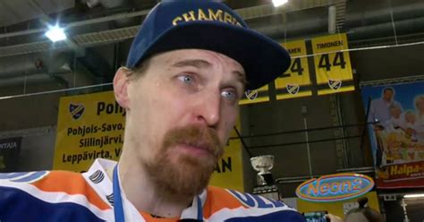 Tappara Ikonin Ura Päättyi Mestaruusjuhliin Katso Saravon Haastattelu