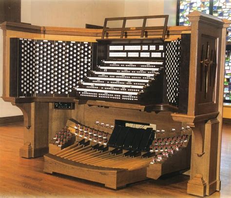 Pipe Organs Of The World The Harrah Symphonic Organ Console