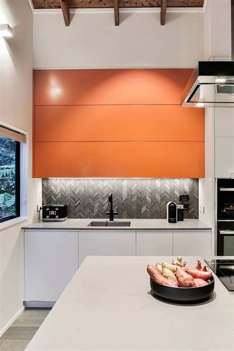 Looking for bathroom backsplash tile ideas for remodeling your bathroom? 112+ Chevron Backsplash ( Zig - Zag ? ) Stunning - Chevron ...