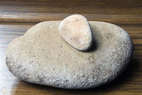 Native American Metate And Mano Grinding Stone Indian Artifacts