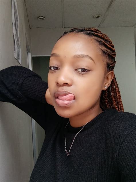 Kuhle Thabethe On Twitter Being Gorgeous On A Tuesday 😗
