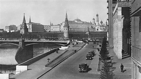 Photo Exhibition Showcases Scenes From Soviet Moscow The Moscow Times