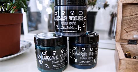 Lunar tides hair dye
