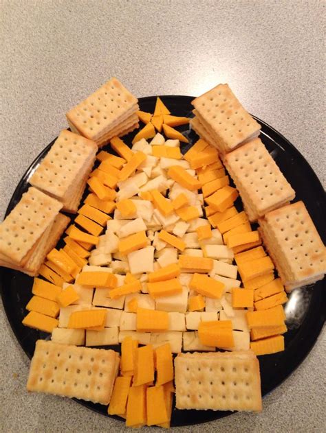 Christmas Tree Cheese And Crackers Platter Cheese And