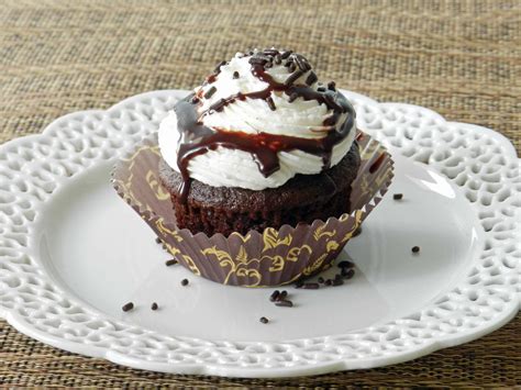 Cafe Mocha Cupcakes & happy cassi day - Cooking With Curls