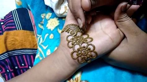 Inspirational designs, illustrations, and graphic elements from the world's best designers. beautiful easy simple mehndi design for hands latest-2 ...