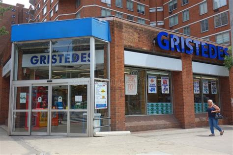 Gristedes Editorial Image Image Of City Supermarket 44968745