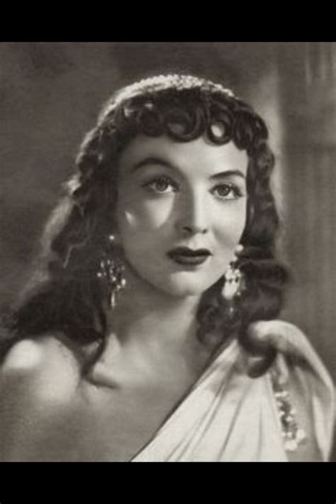 Josée is a french feminine first name, pronounced , relates to the longer feminine form of joséphine, and may also be coupled with other names in feminine name composites. María Felix: sus mejores frases y lecciones que nos dejó