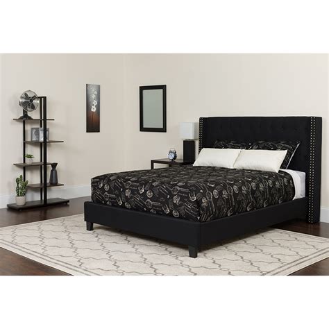 Riverdale Full Size Tufted Upholstered Platform Bed In Black Fabric