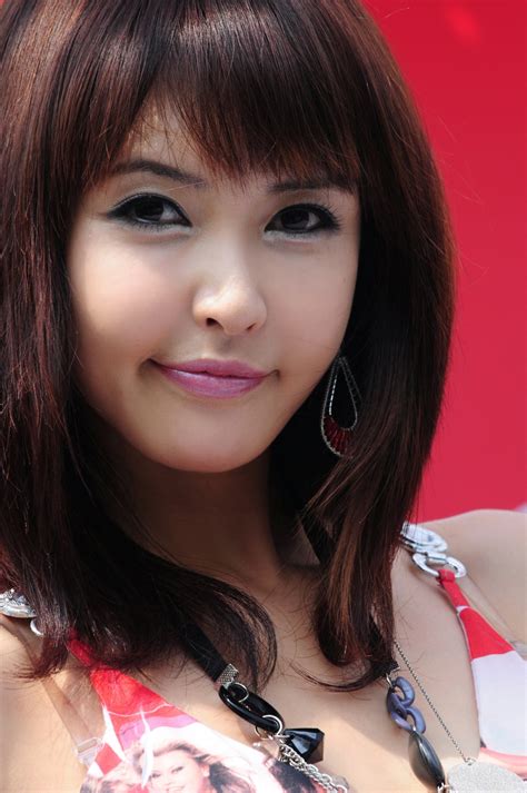 Kang Yui Latest Pics Japanese Hot Race Model Kang Yui Kang Yui Cannon