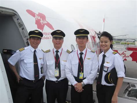 Like us for exclusive updates & low fares! Cek Besaran Gaji Pilot Airasia di Sini