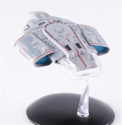 The Trek Collective Review The Official Starships Collection 9 Uss