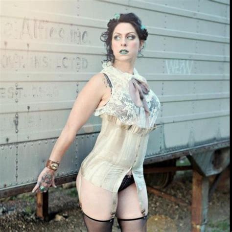 Picture Of Danielle Colby Cushman