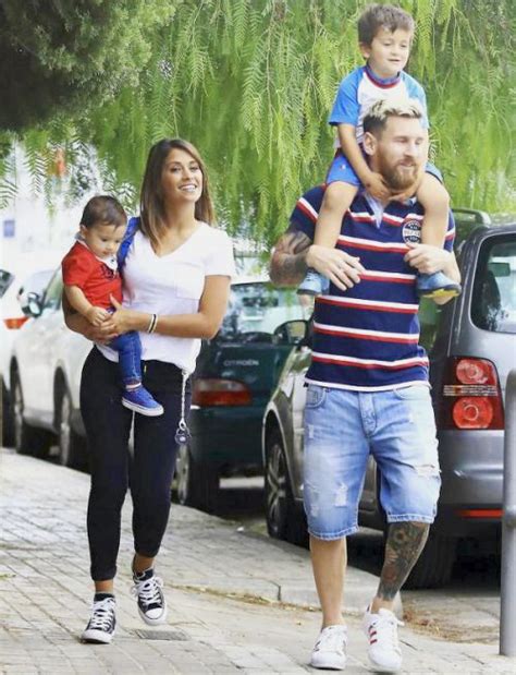Here you will find videos of famous football players: 17 Best images about Lionel Messi & Thiago Messi & Shakira ...