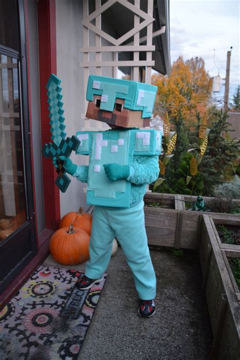 Steve In Diamond Armor Minecraft Costumes Minecraft Halloween
