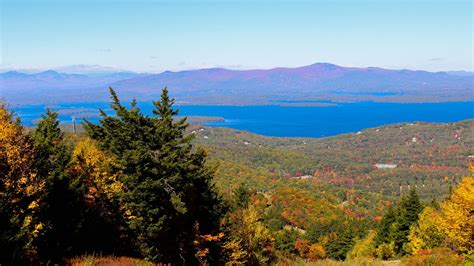 Travel Guide To The Shores Of Lake Winnipesaukee In New Hampshire Vogue