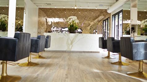 Usa / metropolitan los angeles. Mapped: LA's Best Hair Salons for Stylish Fall Cuts ...