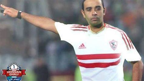 كشف الفنان سمير صبري عن وصية الفنان الراحل محمود عبد العزيز قبل وفاته، مؤكدًا أنه أوصاه بدفنه في مقابر العائلة بالإسكندرية، حسبما أفاد موقع مصريون الإلكتروني. الأهلاوية: سمير عثمان اللاعب رقم 12 في الزمالك | مصر العربية