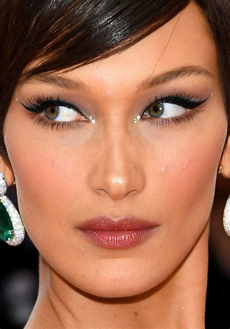 Close Up Of Bella Hadid At The 2019 Met Gala Celebrity Makeup Looks