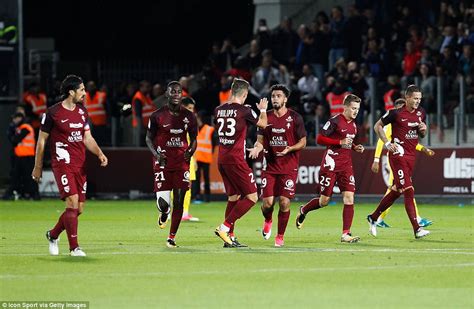 Haftasında deplasmanda metz ile karşı karşıya gelecek. Metz 1-5 PSG: Kylian Mbappe grabs debut goal | Daily Mail ...