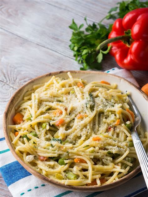 Spaghetti Cooked In Vegetable Sauce Stock Image Image Of Cheese