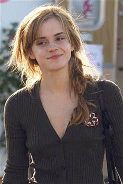 New Look Of Emma Watson Fashion And Styles