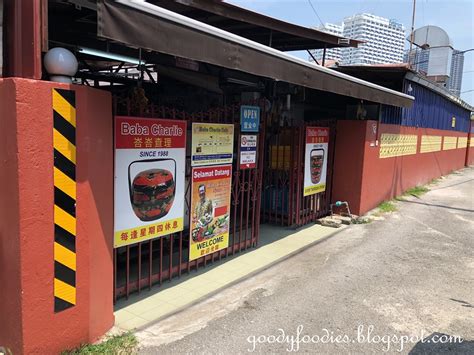 We are specialized in making variety of local melaka nyonya kuih, serve nyonya cuisines and sell local melaka. GoodyFoodies: Baba Charlie Nyonya Cake: Traditional Nyonya ...