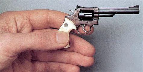 22 Awesome Guns You Wish You Had Gallery Ebaums World