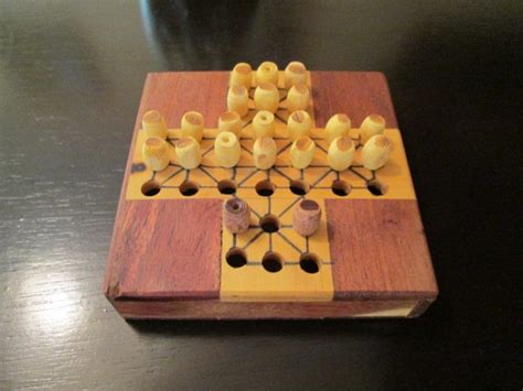 Jun 21, 2021 · juego de tronos, la serie con más premios emmy de la historia, se ha convertido en la gallina de los huevos de oro, y por ello aún queda mucho por explotar. Juego Zorro Y La Gallina Y Solitario - Bs. 62,50 en ...