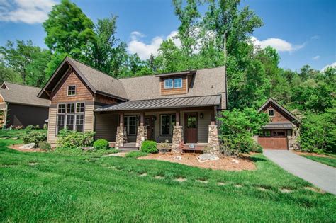 Blue skies is a tiny house cabin located just a short walk or drive to fabulous lake lure beach and chimney rock village. 256 Firefly Cove Lake Lure, North Carolina, United States ...