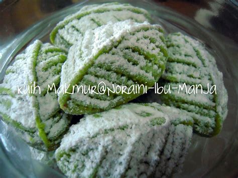 Sesekali tu memang teringin nak merasa biskut homemade, apatah lagi yang buatan tangan sendiri kan? Resipi Biskut Makmur - Resepi Bergambar