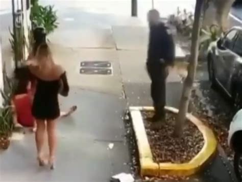 Police Wont Charge Brisbane Women Caught In Daylight Sex Romp On James Street Daily Telegraph